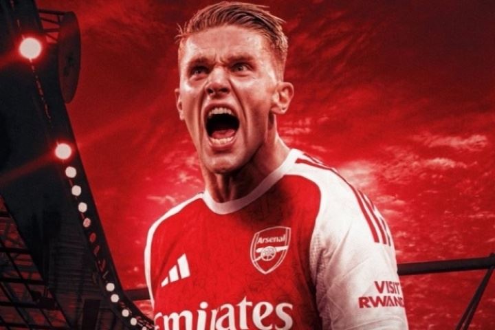 关键日🚨记者：葡体通知约克雷斯今日必须归队训练，预计将拒绝