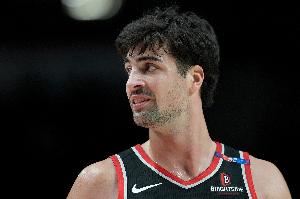 杀伤力十足！阿夫迪亚17中5拿到26分10板9助2断1帽 罚球16中15