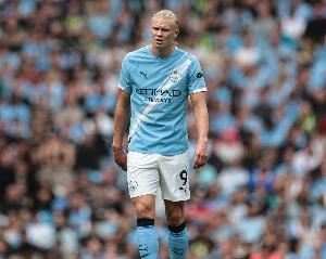 在英超联赛对阵利物浦的比赛中，曼城最近的5次点球罚丢4个